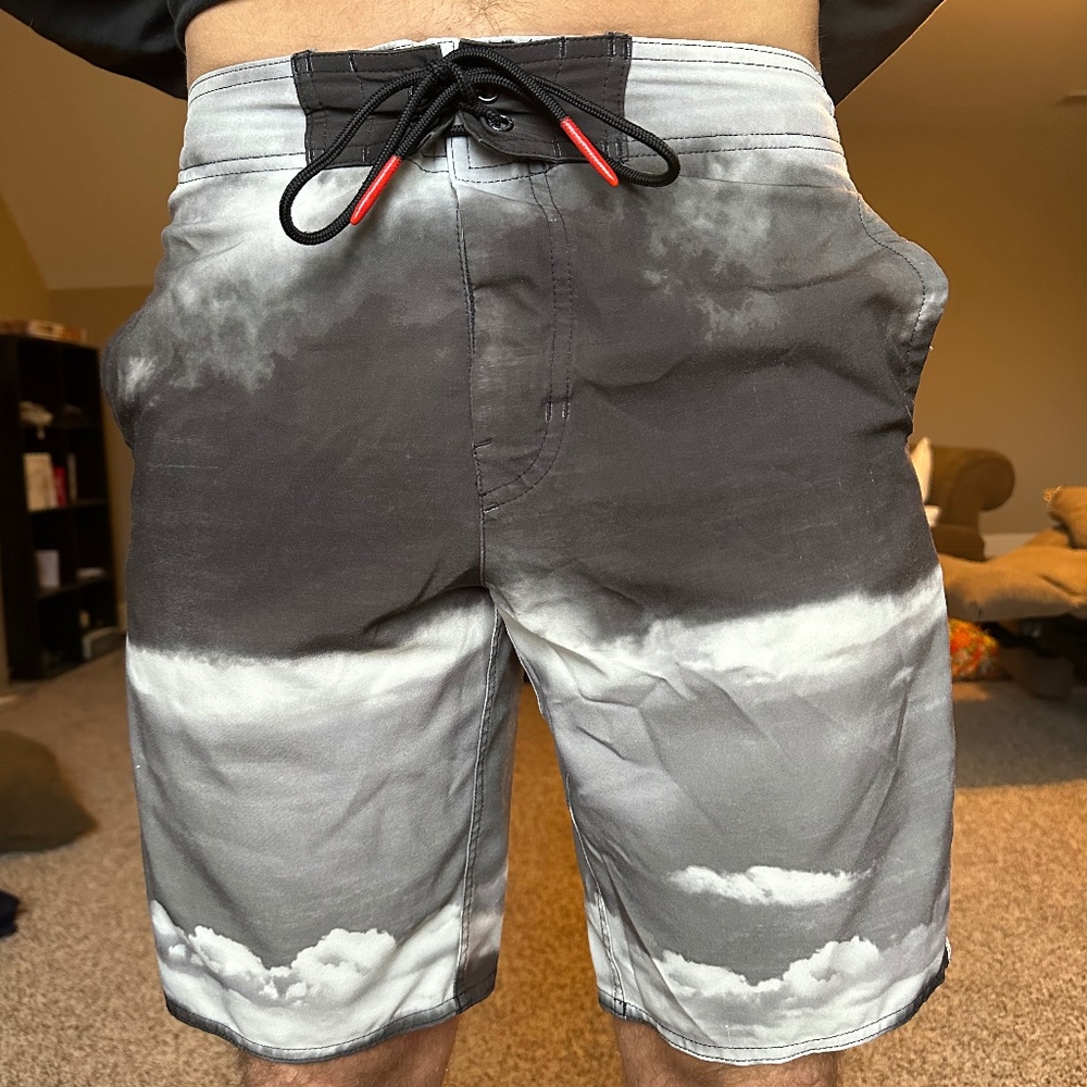American Eagle Outfitters Men's Small Drawstring Swim Trunks Black Grey Red